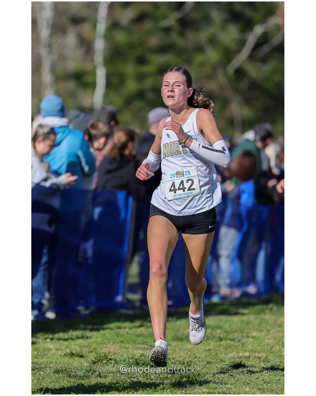 Hannah Duva, North Kingstown High School, P206, 23:16.39 - New England Cross Country State Championship - Thetford Vt - November 8, 2025 File: ./dir-1-Girls-Championship/251108-2025-New England-Cross-Country-Championships-Thetford-VT-375-296A6424.jpg Hannah Duva, North Kingstown High School, P206, 23:16.39 - New England Cross Country State Championship - Thetford Vt - November 8, 2025 –…